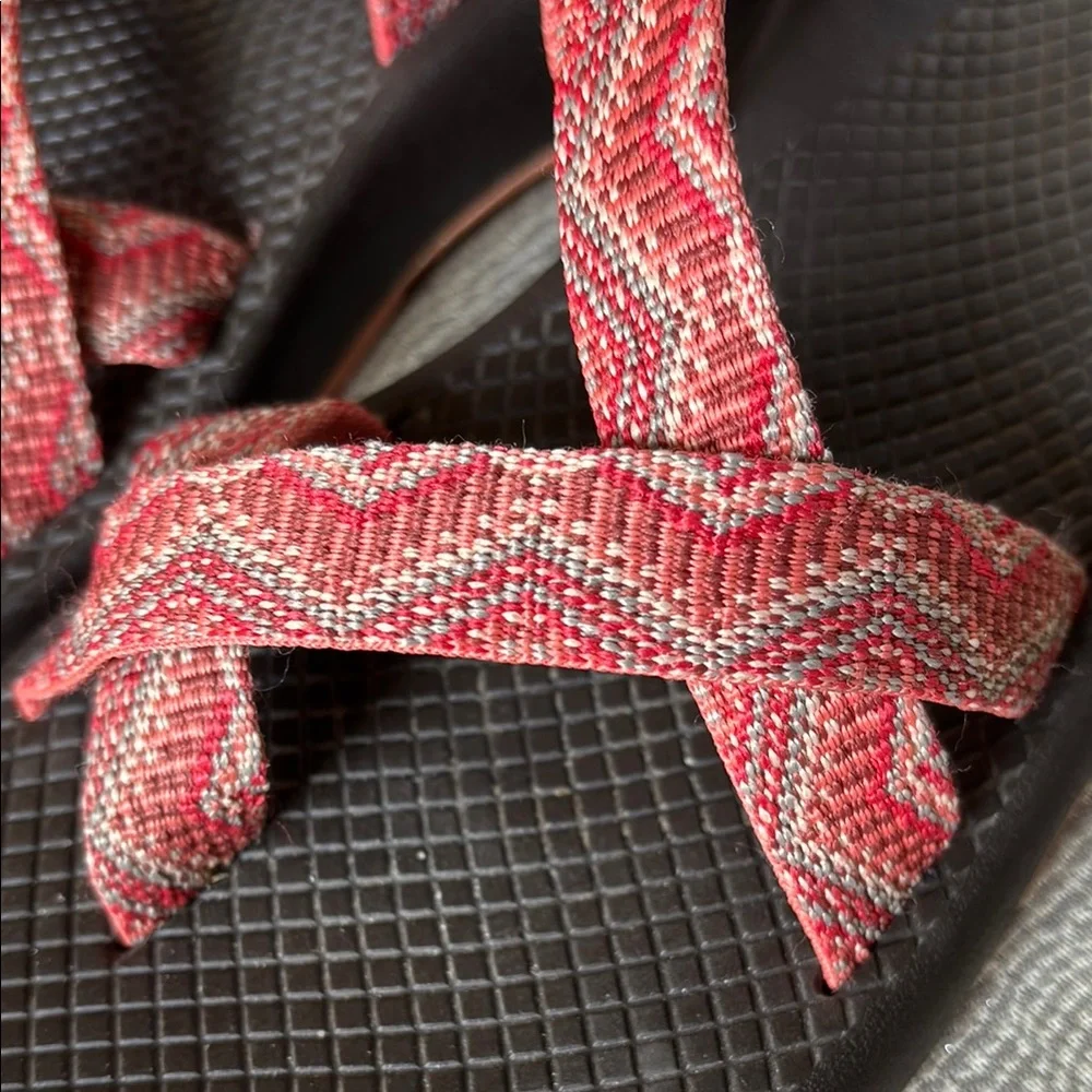 Chaco Peach/Brown Z1 Classic Sandals with Toe loop - Picture 7 of 8